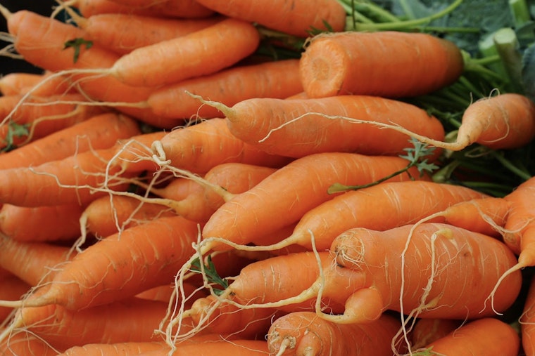 Fatal E. Coli Outbreak Linked to Organic Carrots Sold Nationwide as Consumers Are Warned to Check Fridges