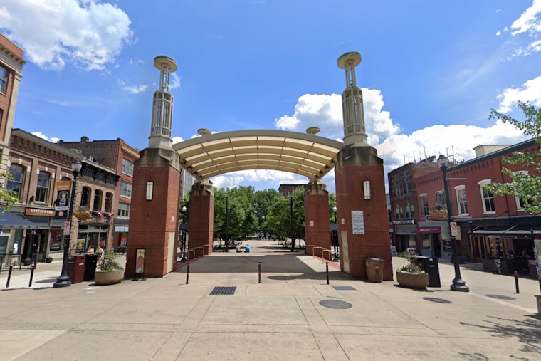 Festive Fun Returns, Knoxville's Market Square Lights Up with Holidays on Ice Season