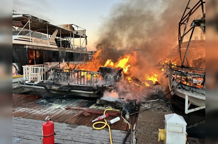 Fire Destroys Boats at Roosevelt Lake Marina, No Injuries Reported