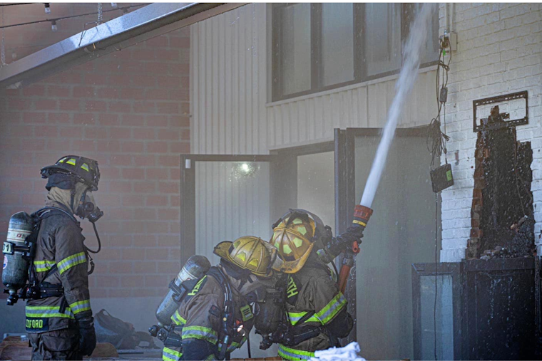 Firefighters Quell Restaurant Blaze at HG Supply Co. in Alliance, Fort Worth; All Evacuate Safely, Minor Firefighter Injury Reported