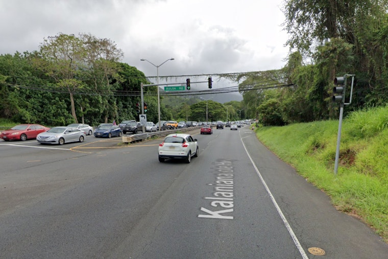 Five Teens Hospitalized Following Vehicle Rollover on Oahu's Kalanianaole Highway