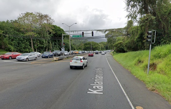 Five Teens Hospitalized Following Vehicle Rollover on Oahu's Kalanianaole Highway