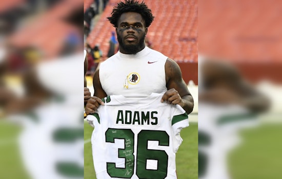 Former Eagles Player Wendell Smallwood Jr. Accused of Defrauding COVID-19 Relief Funds