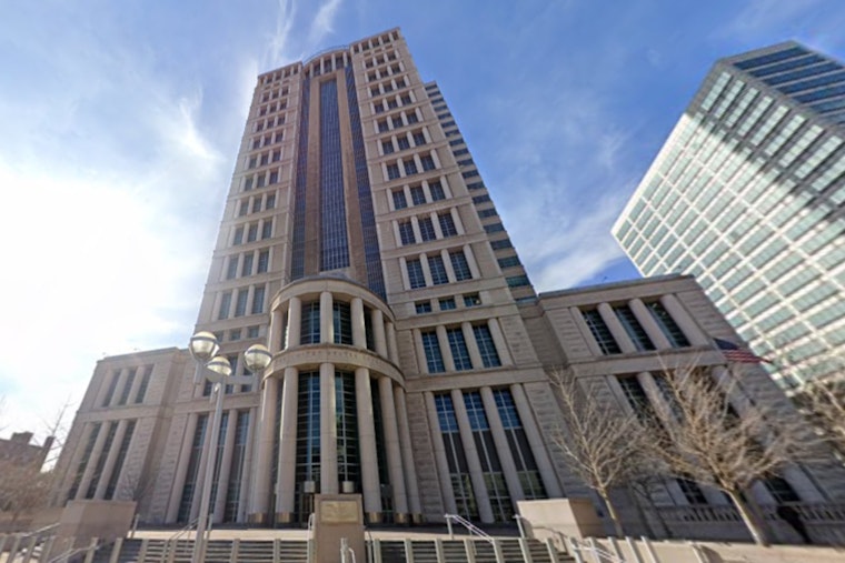 Former Missouri Mail Carrier Pleads Guilty to Embezzling Rebate Cards from Residents