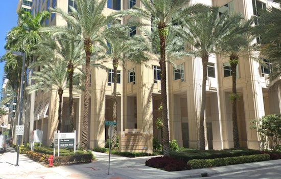 Fort Lauderdale Hazmat Team Clears Scene at Downtown Business After White Powder Scare