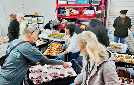 Fort Worth Animal Shelter Celebrates Thanksgiving with P.A.W.S.giving Day for Pets in Need
