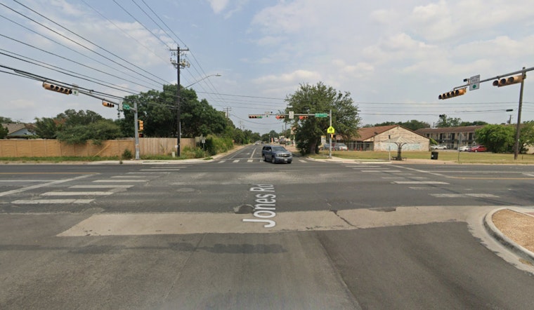 Four Injured, Two Critically, in Multi-Vehicle Crash Near Manor, Investigation Underway