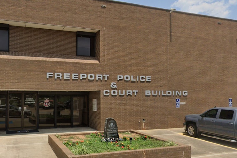 Freeport Community Rallies to Save Christmas Charity After Rat Infestation Destroys Toy Donations