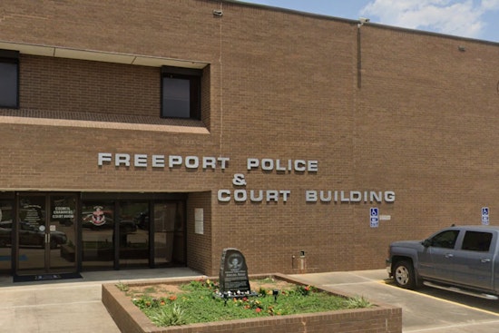 Freeport Community Rallies to Save Christmas Charity After Rat Infestation Destroys Toy Donations