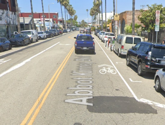 Gas Line Ruptured by Construction Crew in Venice, LAFD and SoCalGas Respond to Secure Area