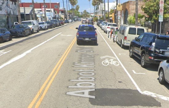 Gas Line Ruptured by Construction Crew in Venice, LAFD and SoCalGas Respond to Secure Area