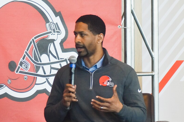 GM Andrew Berry Voices Strong Support for Browns Head Coach Stefanski Amid Challenging Season