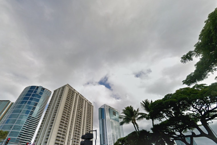 Hawaii on Alert with Flood Watch for Maui and Big Island as Heavy Rains and Thunderstorms Approach