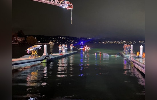 Heroic Rescue Effort by Seattle Fire and Police Departments Saves Teen from Submerged Car in Lake Washington