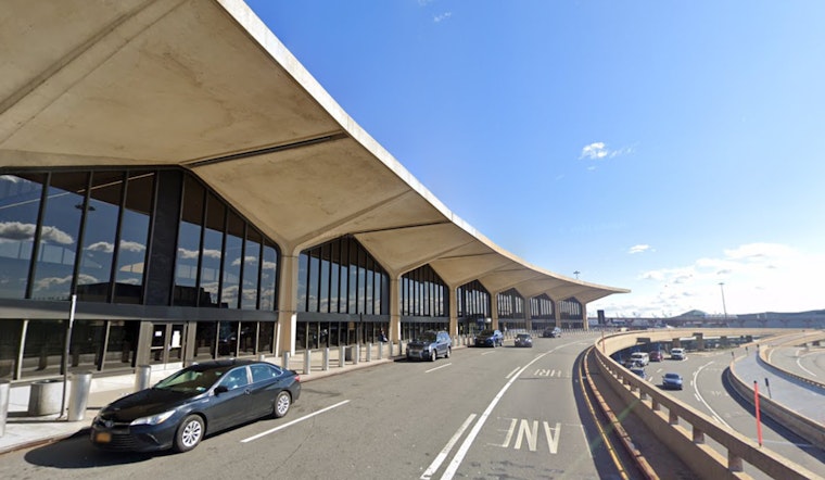 Holiday Travel Chaos, Newark Airport Hit by Extensive Delays as Thanksgiving Rush Peaks