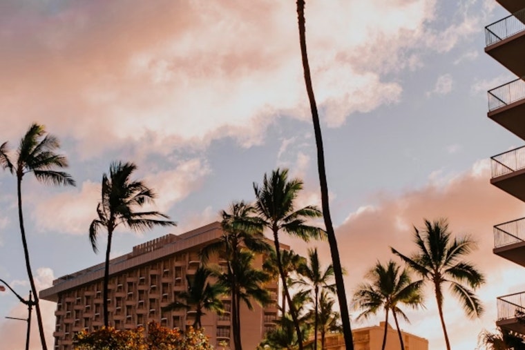 Honolulu Braces for Windy Weekend as Wind Advisory Extends to Maui County and Big Island