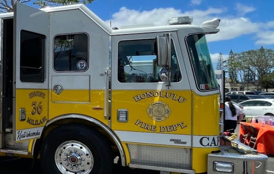 Honolulu Fire Department Swiftly Manages Chemical Spill in Waialae, Ensuring Public Safety