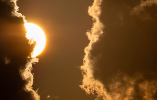 Honolulu Braces for Weather Shift with Gusty Winds Potential Thunderstorms and Heavy Rains
