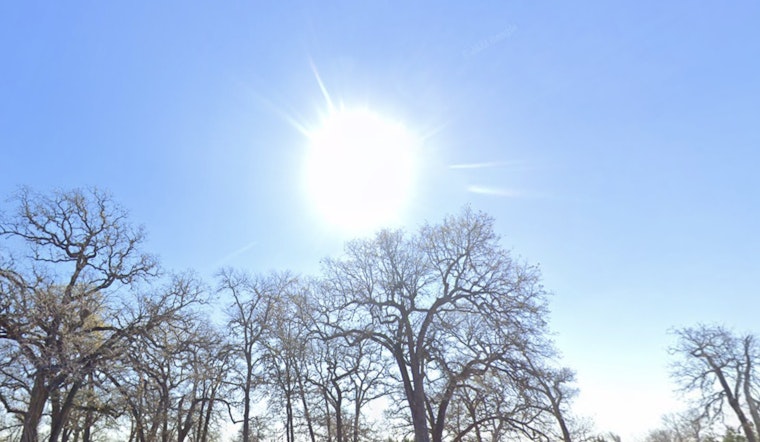 Houston Braces for November Heatwave with Record-Matching Highs Before Welcoming Chilly Thanksgiving Forecast