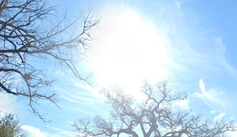Houston Braces for Record-Breaking Warm November as Thanksgiving Approaches
