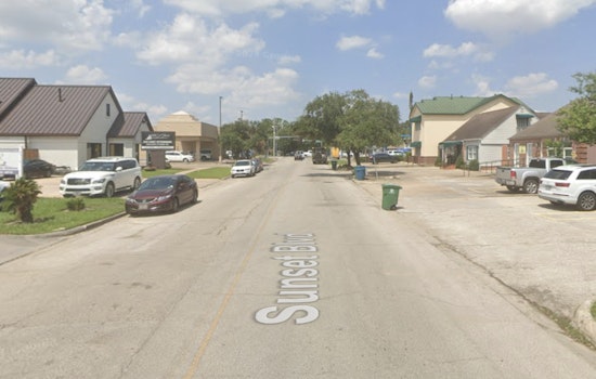 Houston Couple Shot in Stomach During Violent Robbery in Rice Village as Police Search for Masked Suspect