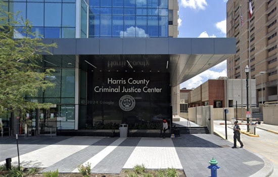 Houston Pastor Robert L. Carter Faces Pre-Trial Hearing for Alleged Decade-Long Sexual Abuse of Underage Family Member