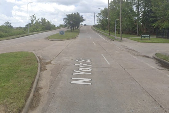 Houston Police Investigate after Body with Gunshot Wound Found in Buffalo Bayou