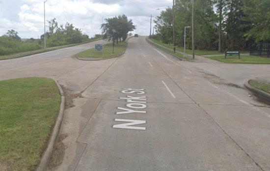 Houston Police Investigate after Body with Gunshot Wound Found in Buffalo Bayou