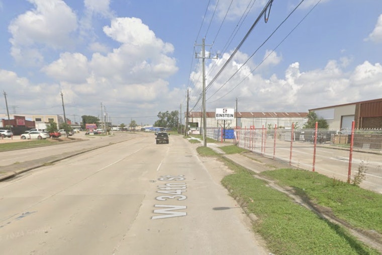 Houston Police Investigate After Man Found Fatally Shot in Vehicle on West 34th Street