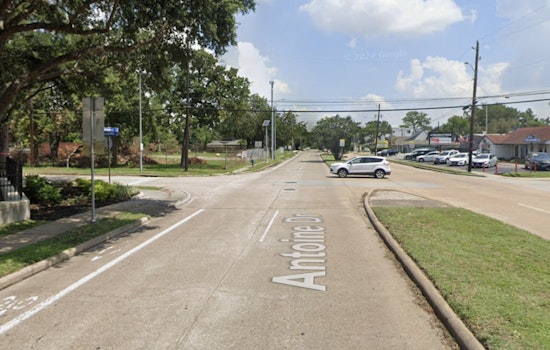 Houston Police Investigate Fatal Crash on Antoine Drive, Alcohol Suspected in Driver's Death