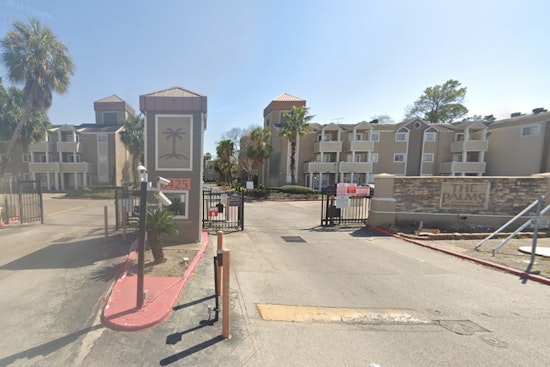 Houston Police Investigate Fatal Shooting in Westheimer Apartment Lot with Suspect in Custody and Motive Unclear