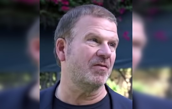 Houston Rockets Owner Tilman Fertitta Acquires Historic Keens Steakhouse in New York for $30 Million
