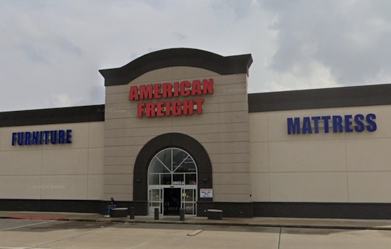 Houston Shoppers Alert as American Freight Closes All Stores with Major Discounts Offered
