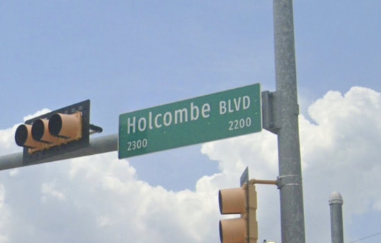 Houston Woman Succumbs to Injuries Following West Holcombe Boulevard Traffic Collision