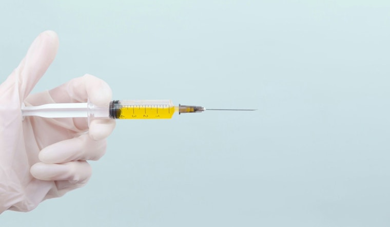 Illinois Health Leaders Lead by Example, Get Vaccinated Ahead of Holiday Season