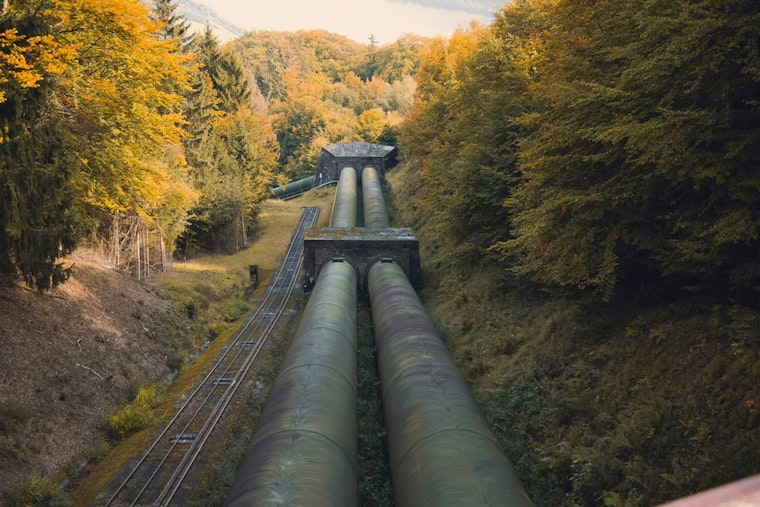 Illinois Judges Recommend $7.2 Billion Boost to Peoples Gas Pipeline Project in Chicago Amid Cost Surge Controversy