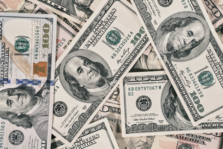 Illinois Treasurer's Office Sends Checks to 140,000 Residents in $5 Billion Unclaimed Property Push