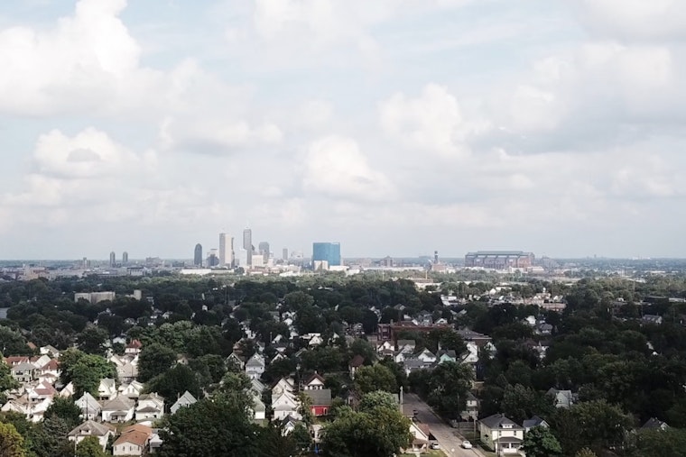 Indianapolis Braces for Chilly Weather and Possible Flurries, Says NWS