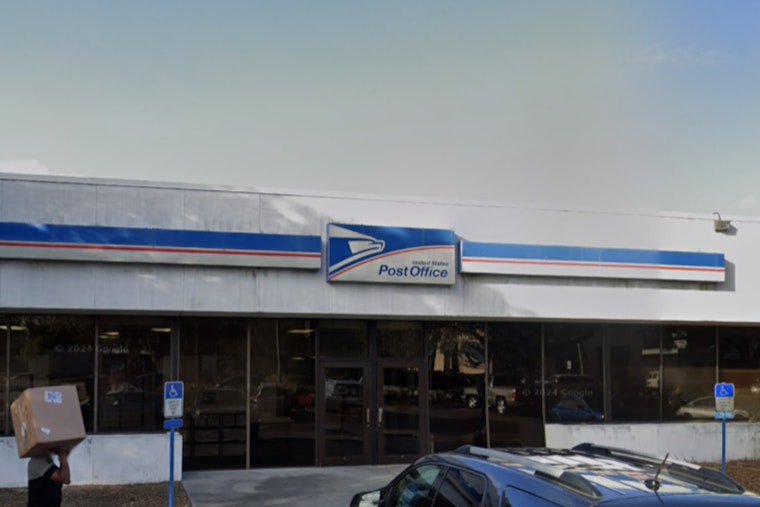 Jacksonville Postal Worker Admits Guilt in Credit Card Fraud and Mail Theft, Faces Up to 15 Years