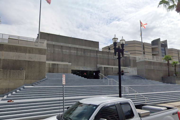 Jacksonville Sex Offender Indicted for Attempting to Lure Minor Online