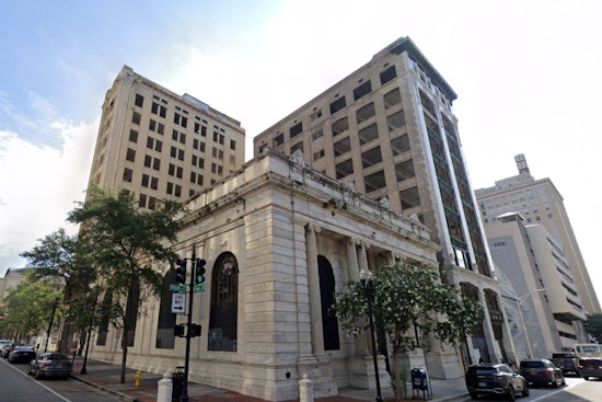 Jacksonville's Laura Street Trio Redevelopment Uncertain as City Halts Talks with Developer, Refiles Foreclosure Lawsuit