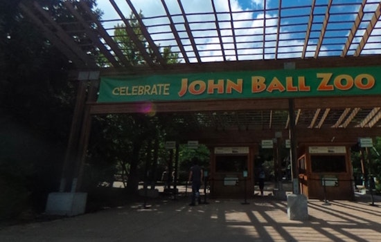 John Ball Zoo in Grand Rapids Breaks Attendance Records, Draws 800,000 Visitors Preparing for Season Finale