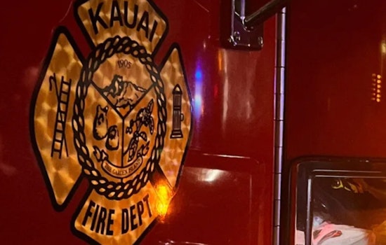 Kauai Firefighters Swiftly Extinguish Football Field-Sized Blaze in Koke‘e