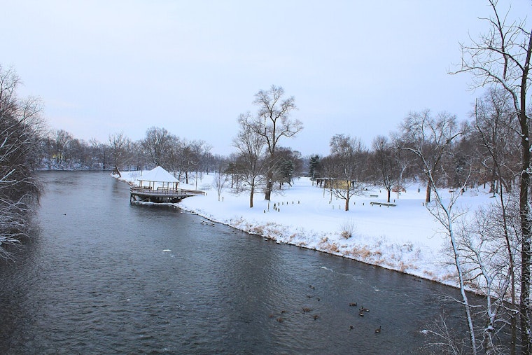 Lake-Effect Snow Creates Winter Wonderland and Travel Challenges in West Michigan