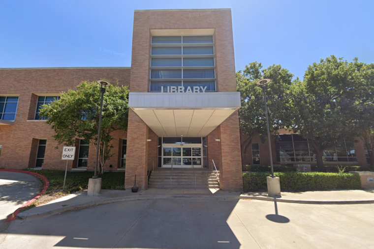 Lewisville Public Library Unveils Exciting Holiday Events Including Creative Workshops and Book Sales