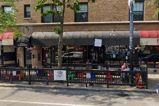 Lincoln Square and Ravenswood Toast to the End of a 117-Year-Old Alcohol Ban