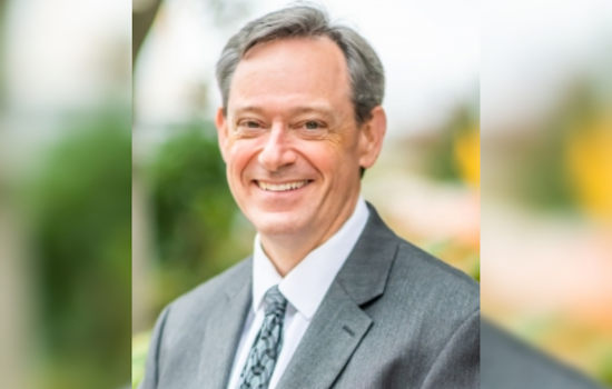 Lon Pluckhahn Takes Helm as Vancouver’s New City Manager, Sets Priorities for Community Engagement and Police Chief Recruitment
