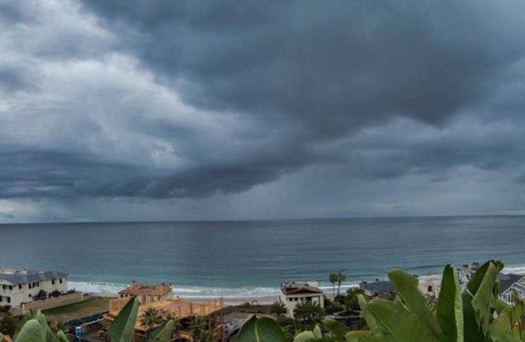 Los Angeles Braces for Evening Showers Before Weekend Sunshine Returns