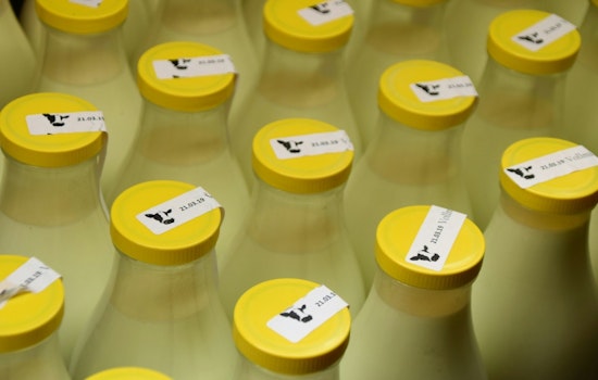 Los Angeles County Health Officials Warn Against Raw Milk Due to H5 Bird Flu Risk