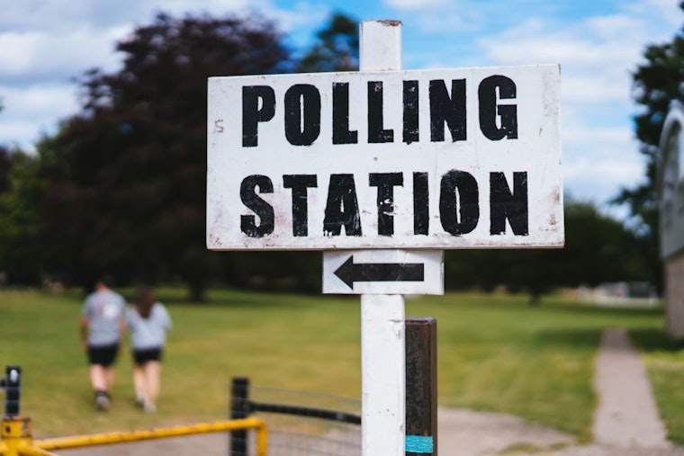 Louisiana Braces for Election Day: Officials Ready Polling Stations as Voters Express Anxiety Over Results Timing